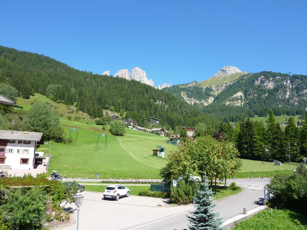Appartamenti Majon Sotroi Campitello di Fassa Exteriér fotografie