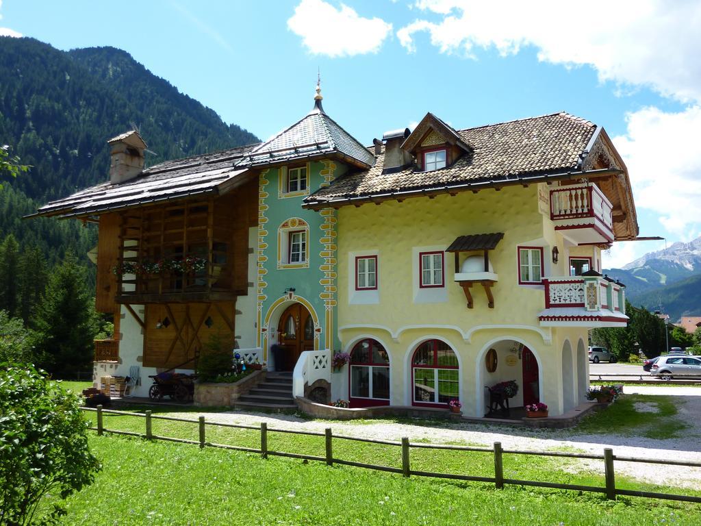 Appartamenti Majon Sotroi Campitello di Fassa Exteriér fotografie