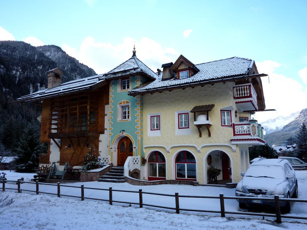 Appartamenti Majon Sotroi Campitello di Fassa Exteriér fotografie